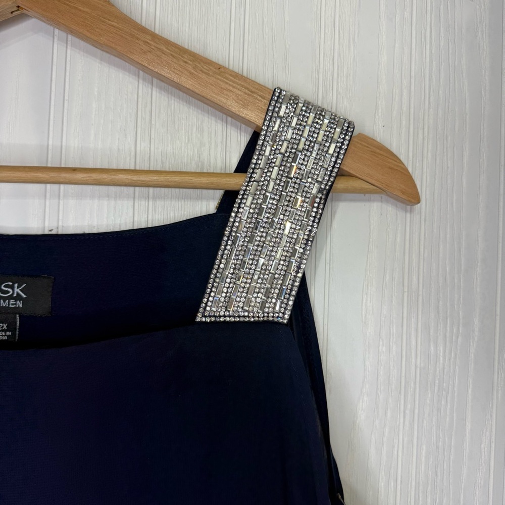 MSK Women’s Navy Blue formal dress with rhinestone detail size 2X - Picture 4 of 10